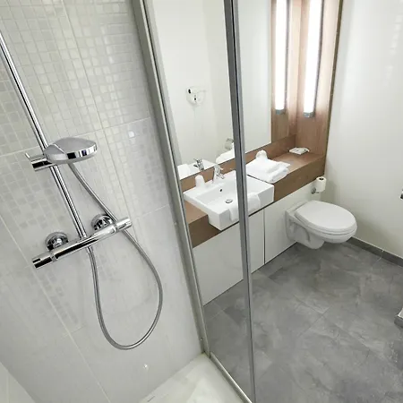 Hotel Campanile Prime - Saint-quentin-en-yvelines 3*