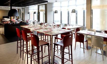 Hotel Campanile Prime - Saint-quentin-en-yvelines 3*
