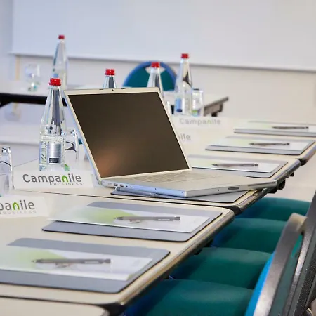 Hotel Campanile Saint-quentin-en-yvelines 3*